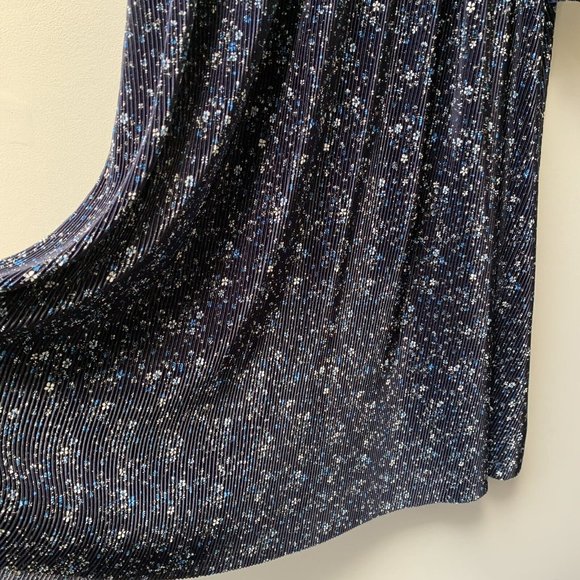 Very Plisse Long Maxi Dress Size UK 12 Floral Long Sleeve Blue V Neck - Picture 10 of 10